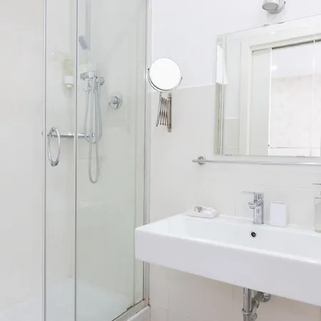 Maison d'hôtes 247 Luxury Trastevere 2*