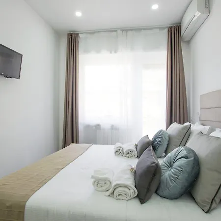 247 Luxury Trastevere 4*