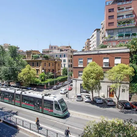 247 Luxury Trastevere Pensión 4*
