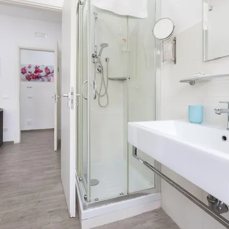 247 Luxury Trastevere 4*